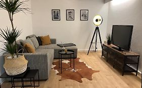 MODERNES HAUS FÜR 7 GÄSTE 90m2 TV NETFLIX WLAN