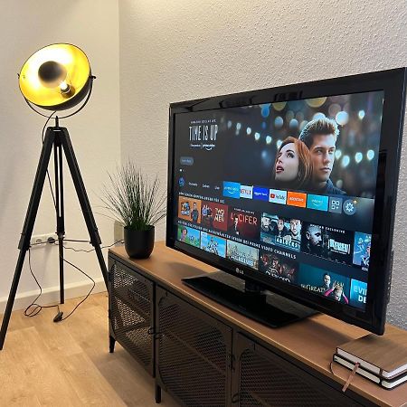 MODERNES HAUS FÜR 7 GÄSTE 90m2 TV NETFLIX WLAN Momlingen Exterior foto
