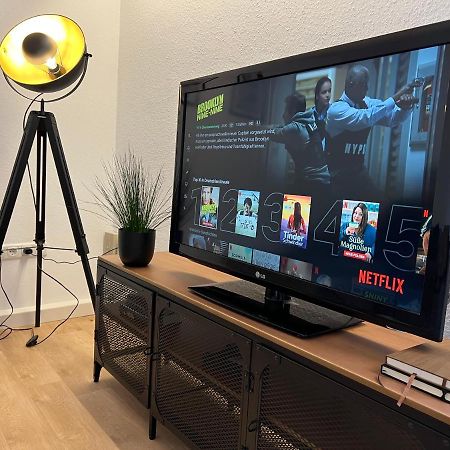 MODERNES HAUS FÜR 7 GÄSTE 90m2 TV NETFLIX WLAN Momlingen Exterior foto