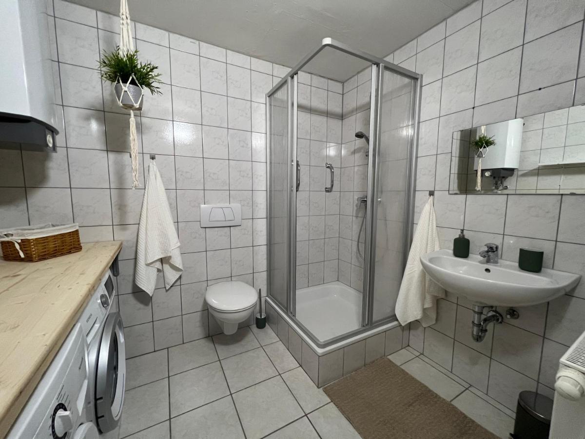 MODERNES HAUS FÜR 7 GÄSTE 90m2 TV NETFLIX WLAN Momlingen Exterior foto